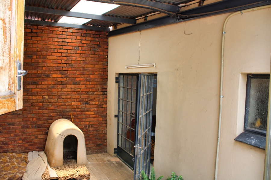 5 Bedroom Property for Sale in Pretoria Gardens Gauteng