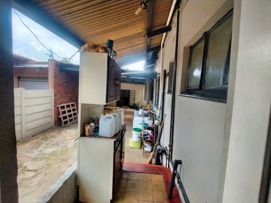 5 Bedroom Property for Sale in Pretoria Gardens Gauteng