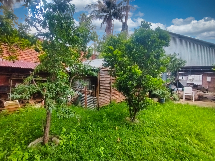 5 Bedroom Property for Sale in Pretoria Gardens Gauteng