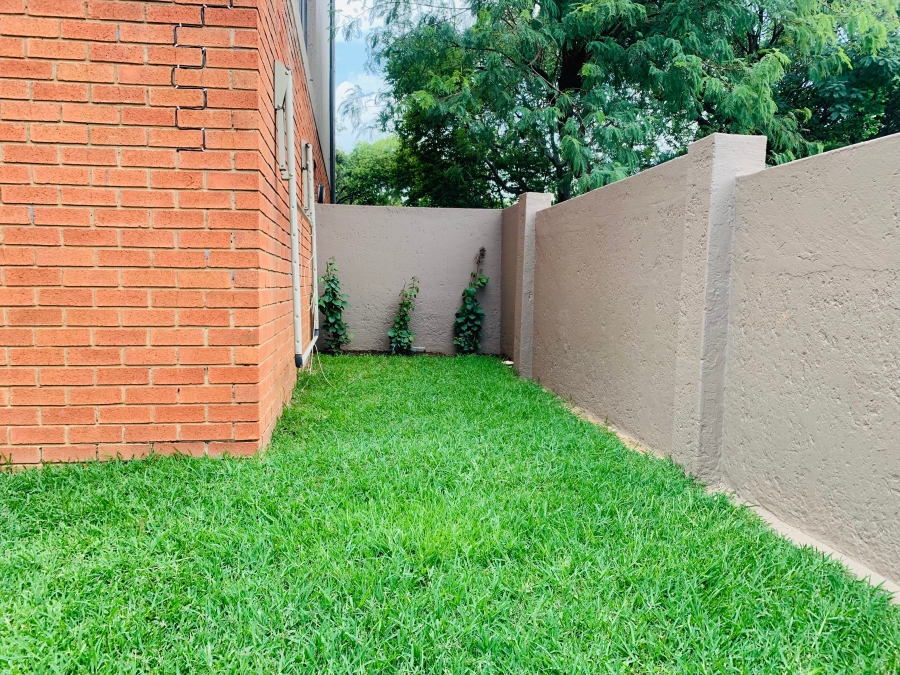 To Let 1 Bedroom Property for Rent in Cresta Gauteng