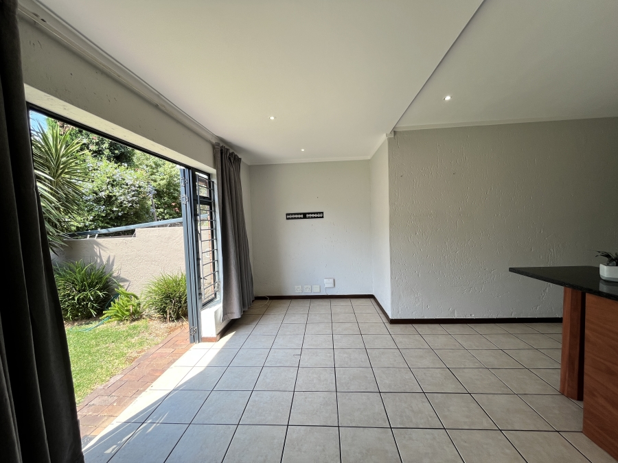 To Let 1 Bedroom Property for Rent in Cresta Gauteng