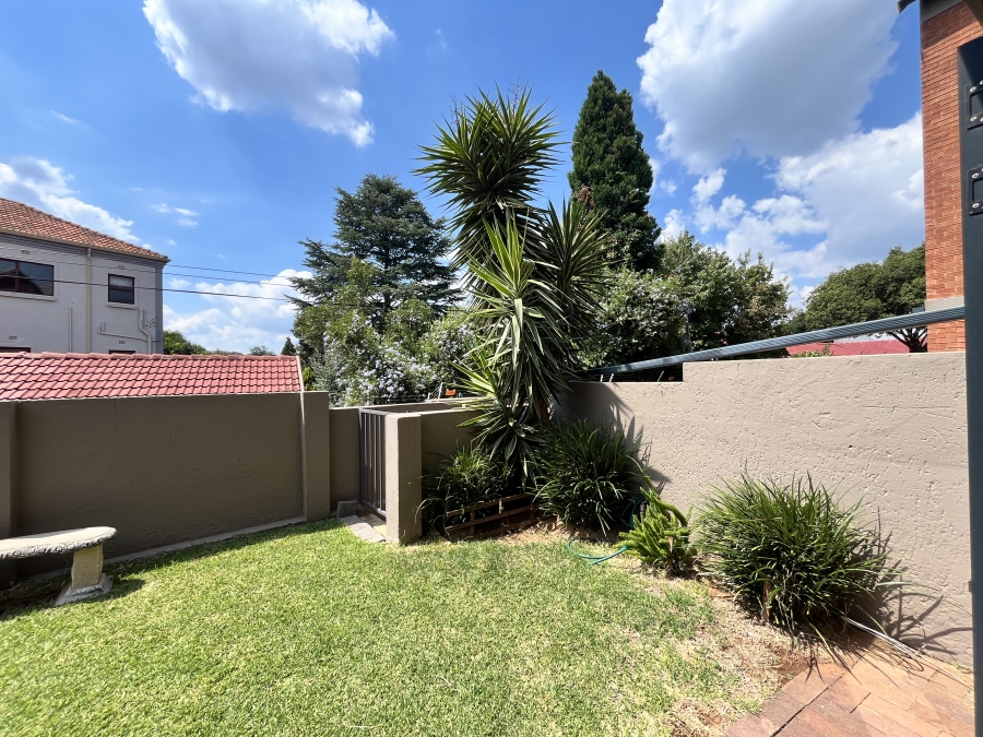 To Let 1 Bedroom Property for Rent in Cresta Gauteng