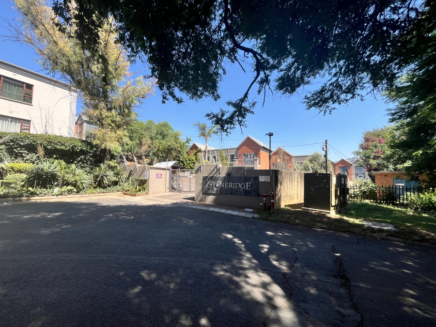 To Let 1 Bedroom Property for Rent in Cresta Gauteng