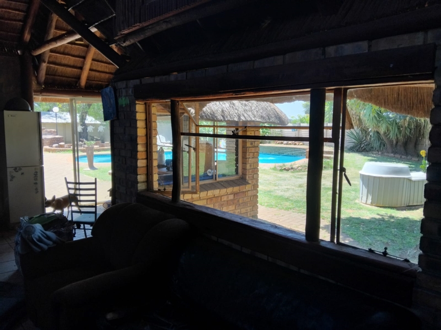 3 Bedroom Property for Sale in Staalrus Gauteng