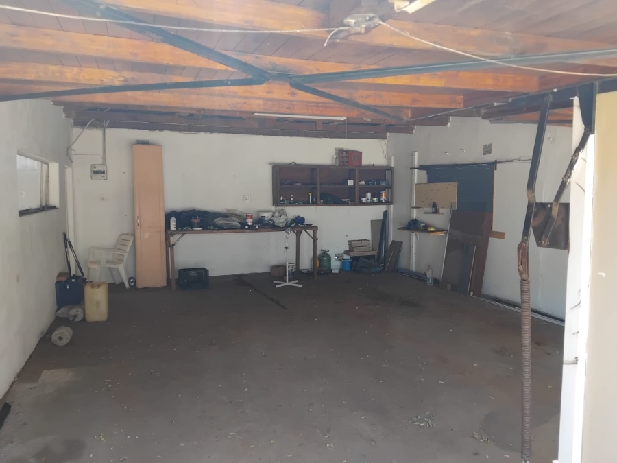 3 Bedroom Property for Sale in Staalrus Gauteng