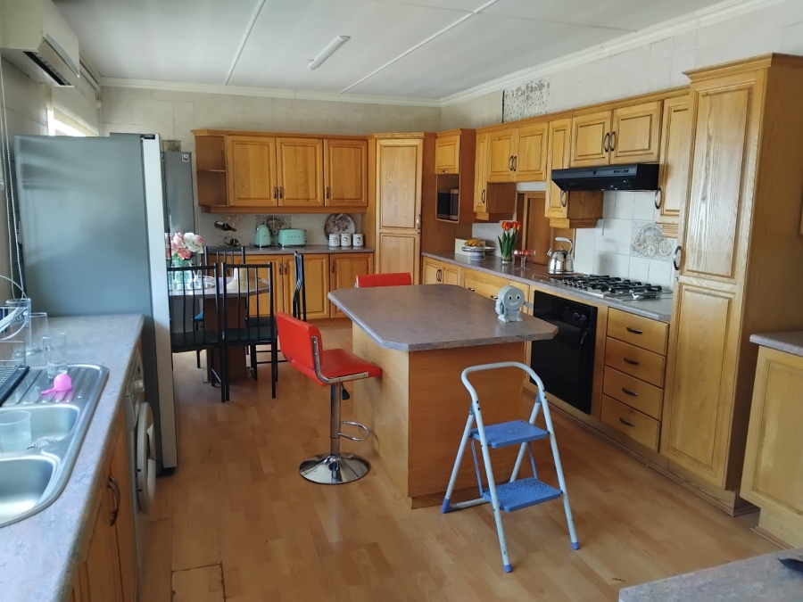 3 Bedroom Property for Sale in Staalrus Gauteng