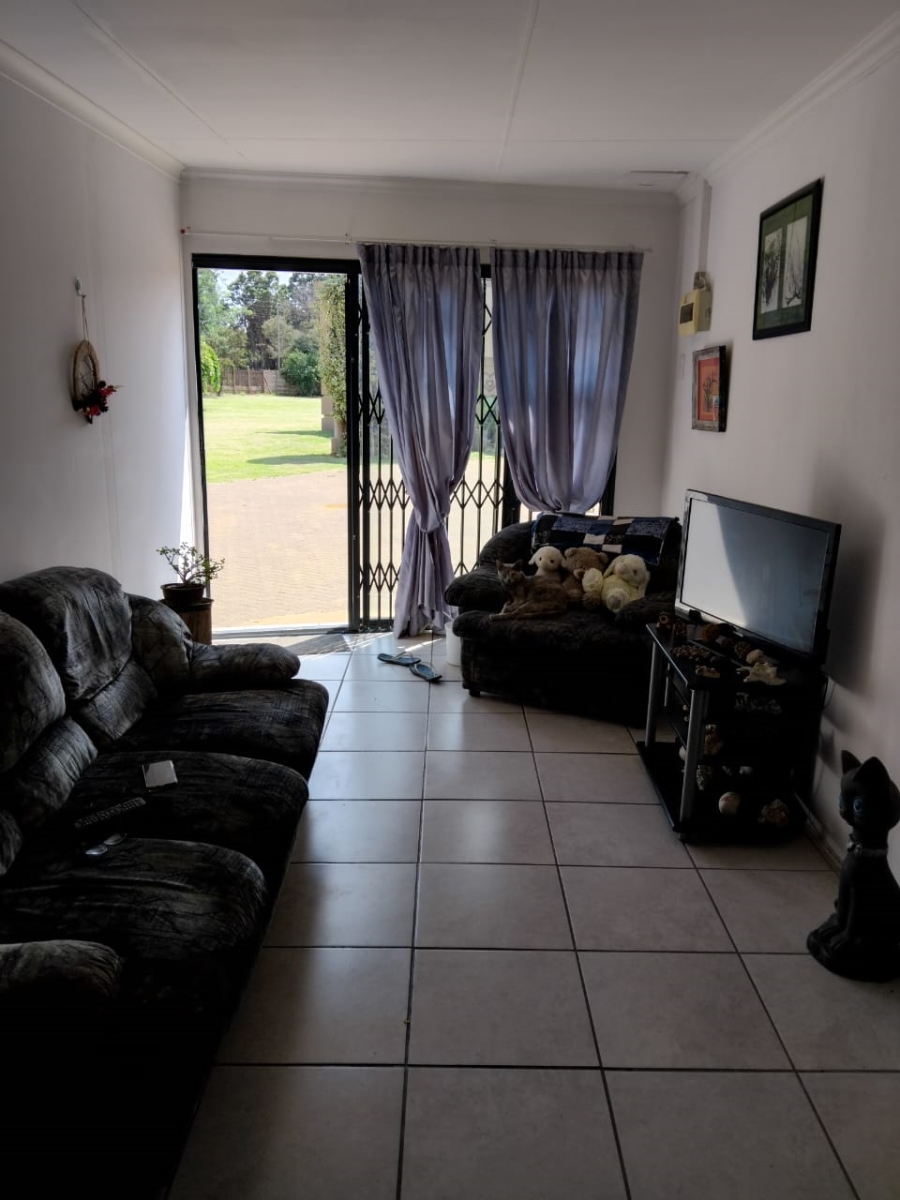 3 Bedroom Property for Sale in Staalrus Gauteng