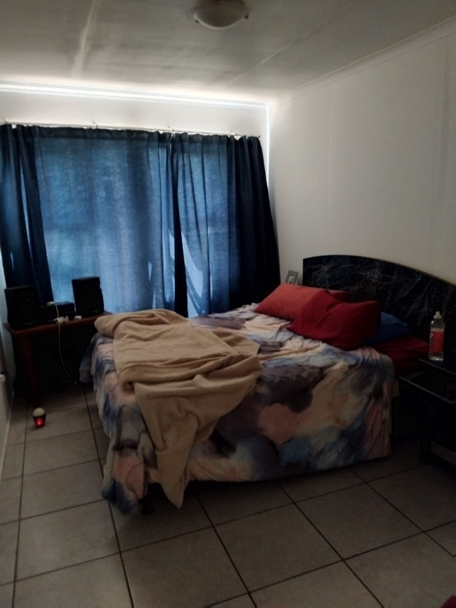 3 Bedroom Property for Sale in Staalrus Gauteng