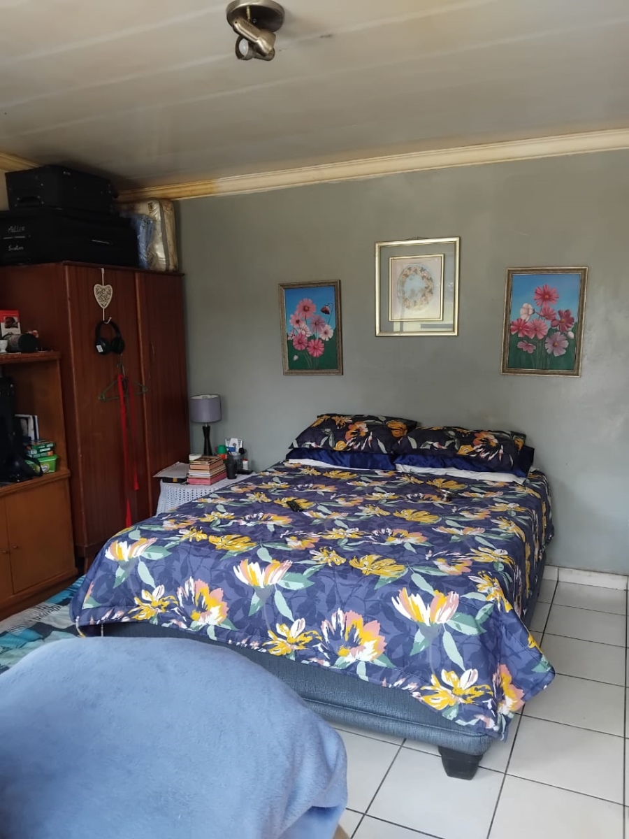 3 Bedroom Property for Sale in Staalrus Gauteng