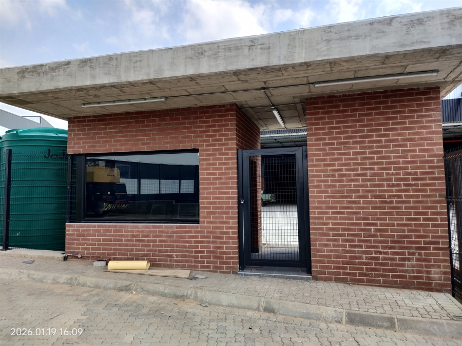 To Let commercial Property for Rent in North Riding Gauteng
