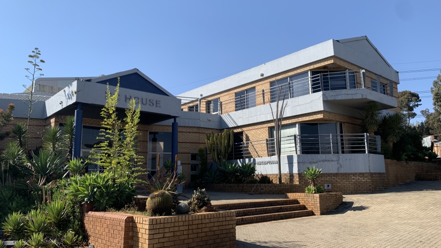 To Let commercial Property for Rent in Meadowdale Gauteng