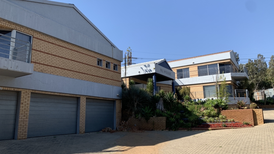 To Let commercial Property for Rent in Meadowdale Gauteng