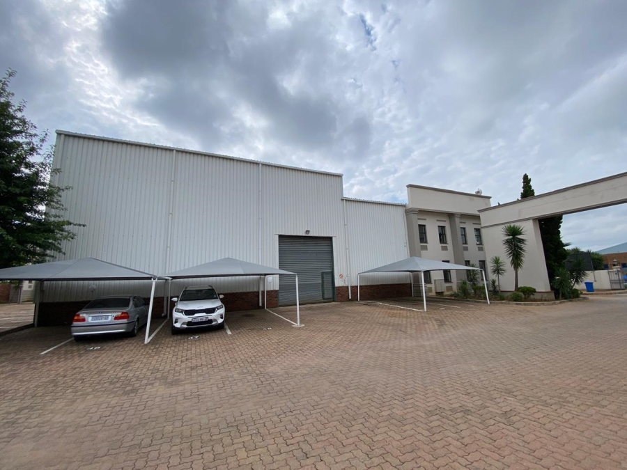 To Let commercial Property for Rent in Randjespark Gauteng