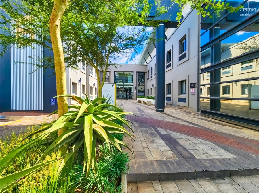 To Let commercial Property for Rent in Strubensvallei Gauteng