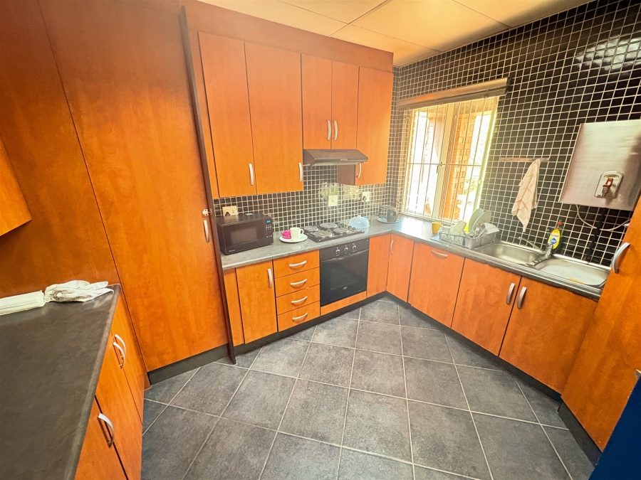 To Let commercial Property for Rent in Bedfordview Gauteng