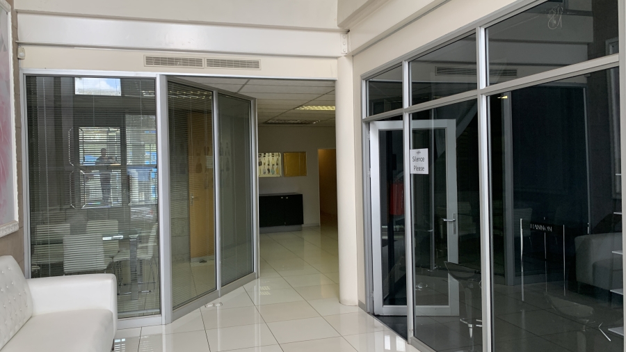 To Let commercial Property for Rent in Linbro Park Gauteng