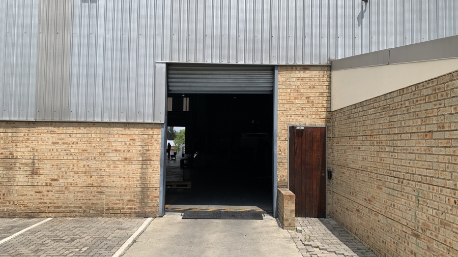 To Let commercial Property for Rent in Linbro Park Gauteng