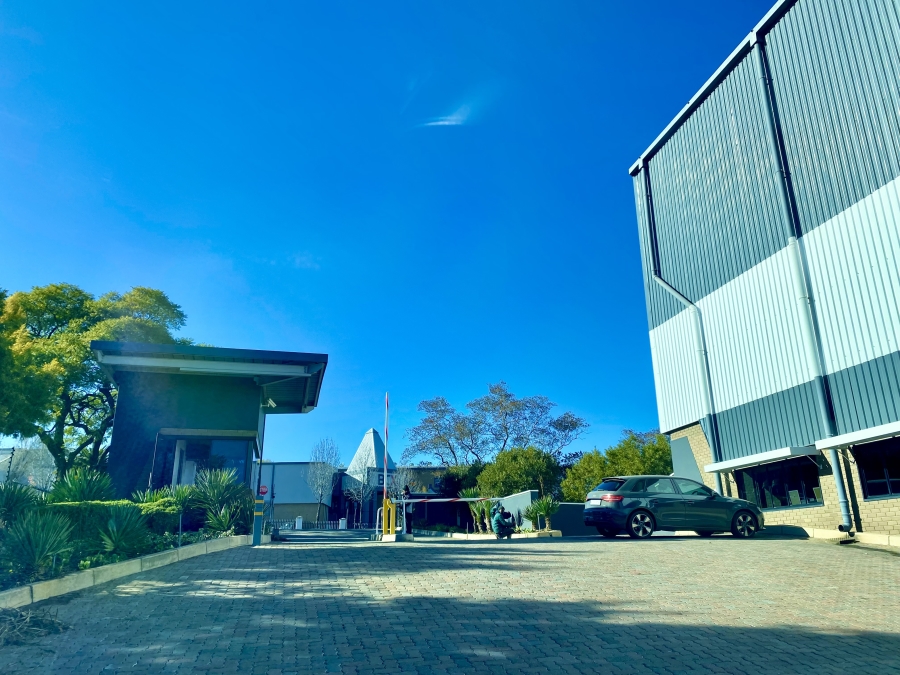 To Let commercial Property for Rent in Halfway House Gauteng