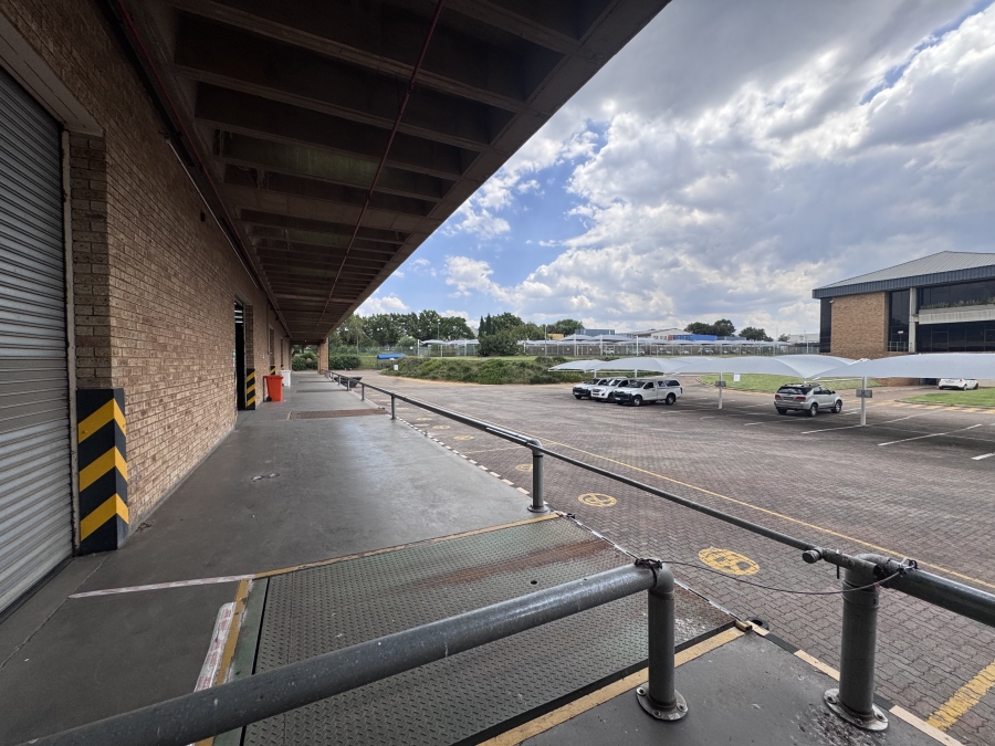 To Let commercial Property for Rent in Randjespark Gauteng