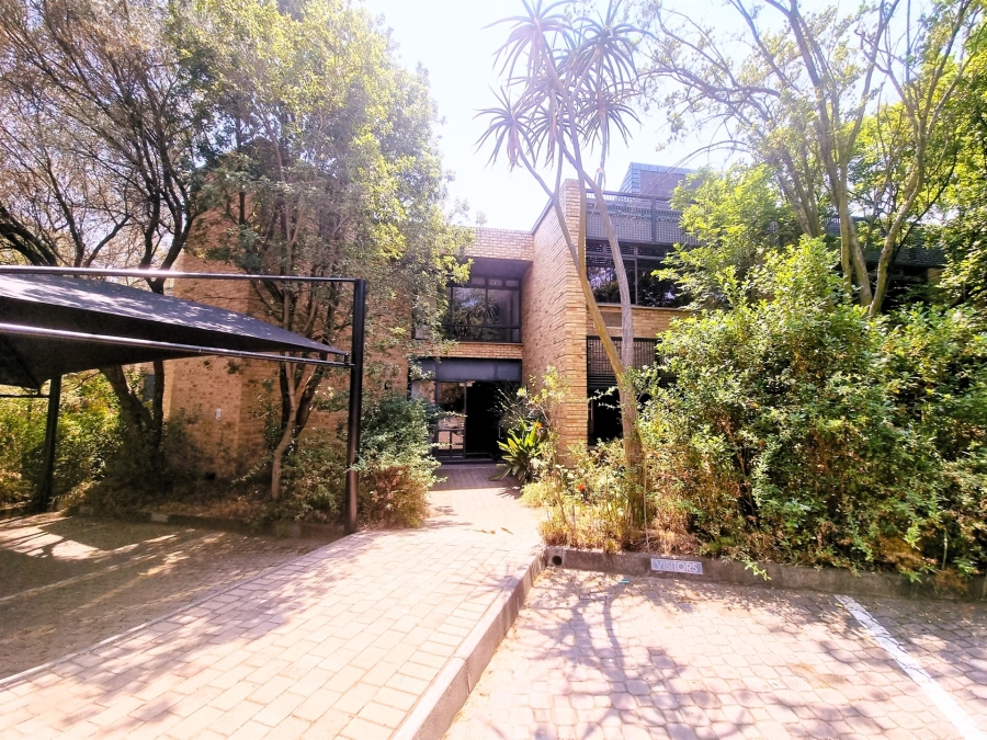 Commercial Property for Sale in Woodmead Gauteng