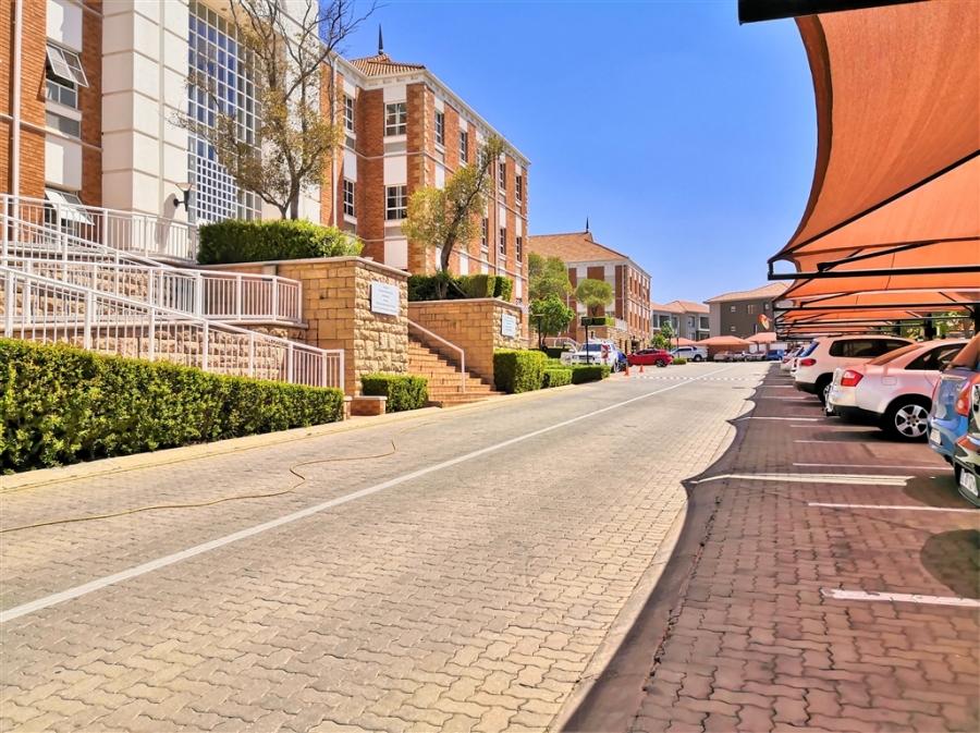 To Let commercial Property for Rent in Fourways Gauteng
