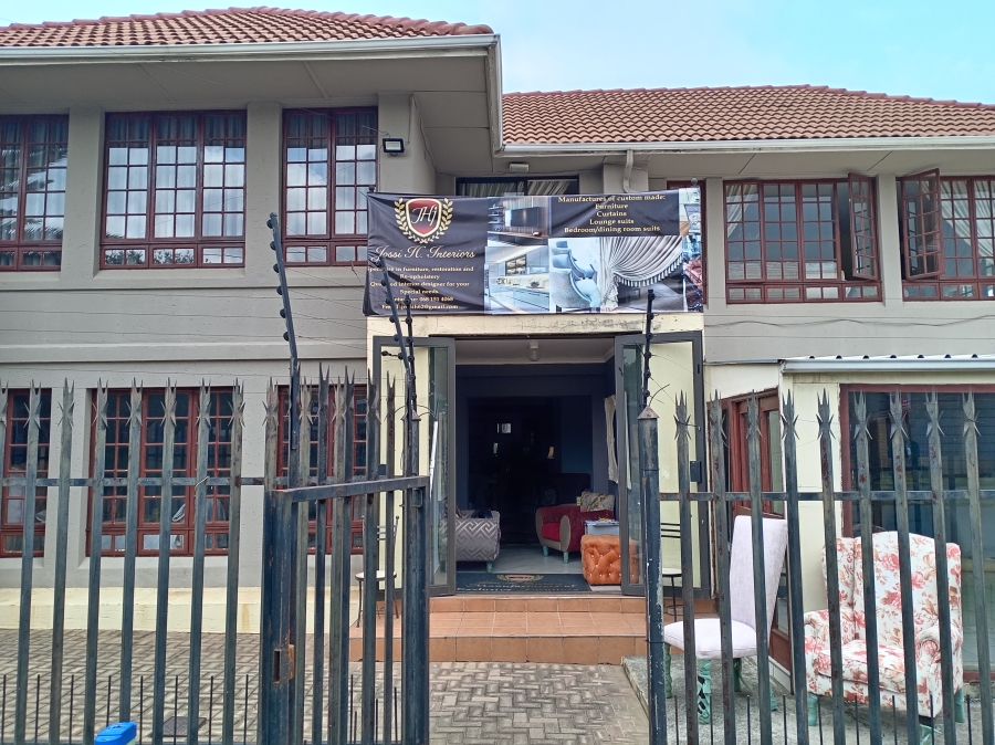 4 Bedroom Property for Sale in Krugersdorp West Gauteng