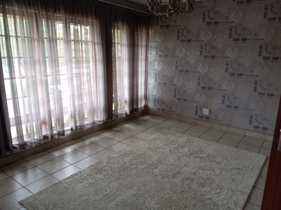 4 Bedroom Property for Sale in Krugersdorp West Gauteng