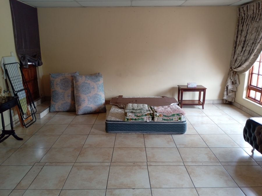 4 Bedroom Property for Sale in Krugersdorp West Gauteng