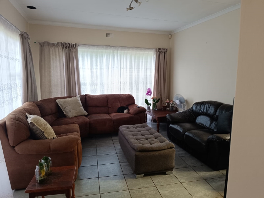 3 Bedroom Property for Sale in Helikonpark Gauteng