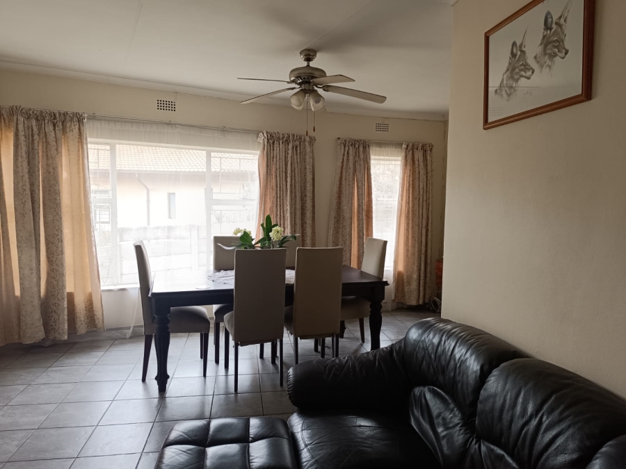 3 Bedroom Property for Sale in Helikonpark Gauteng