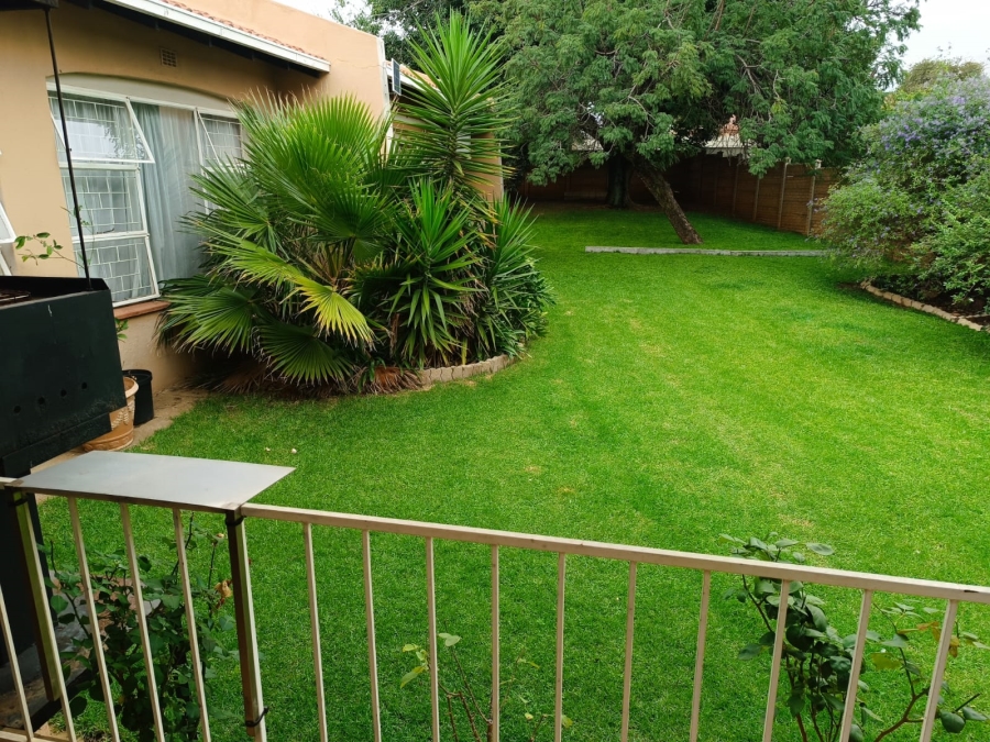 3 Bedroom Property for Sale in Helikonpark Gauteng