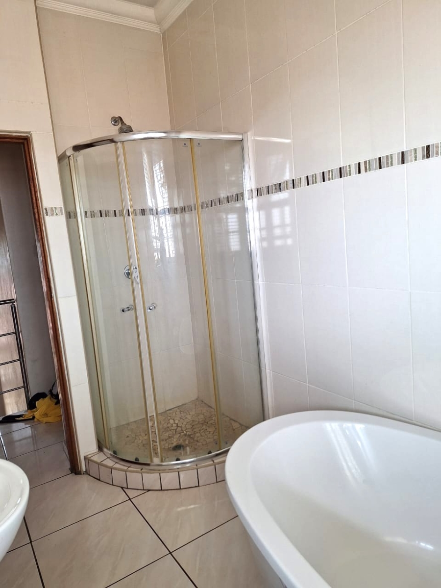 3 Bedroom Property for Sale in Chief A. Luthuli Park Gauteng