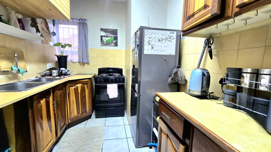 2 Bedroom Property for Sale in Zwartkop Gauteng