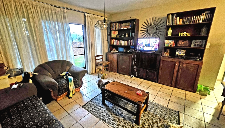 2 Bedroom Property for Sale in Zwartkop Gauteng