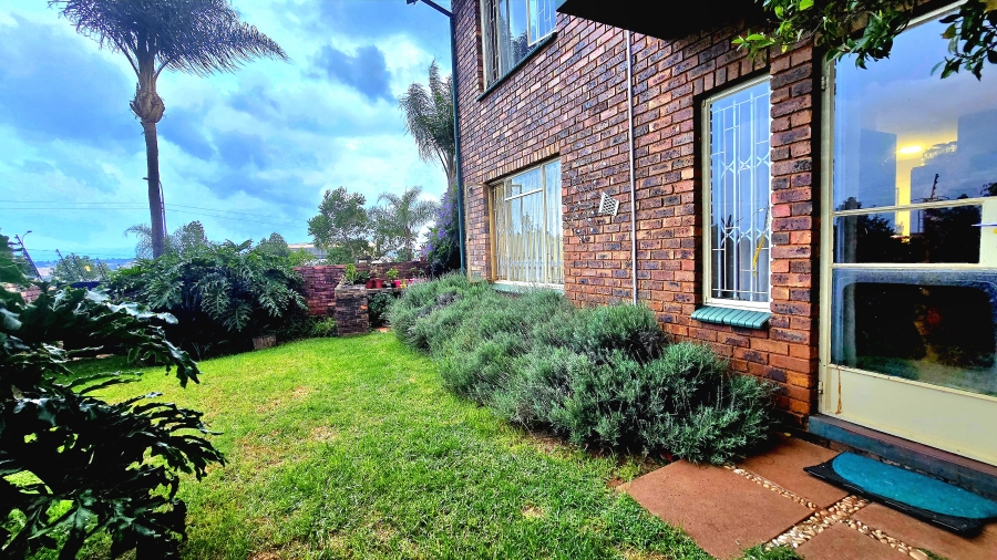 2 Bedroom Property for Sale in Zwartkop Gauteng