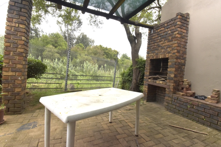 To Let 2 Bedroom Property for Rent in Sonneglans Gauteng
