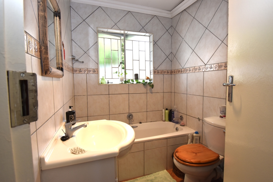 To Let 2 Bedroom Property for Rent in Northwold Gauteng