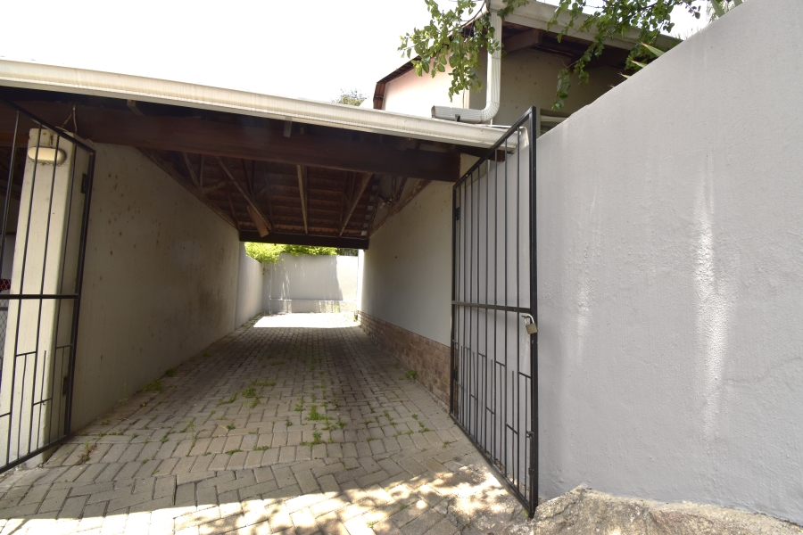 To Let 2 Bedroom Property for Rent in Northwold Gauteng