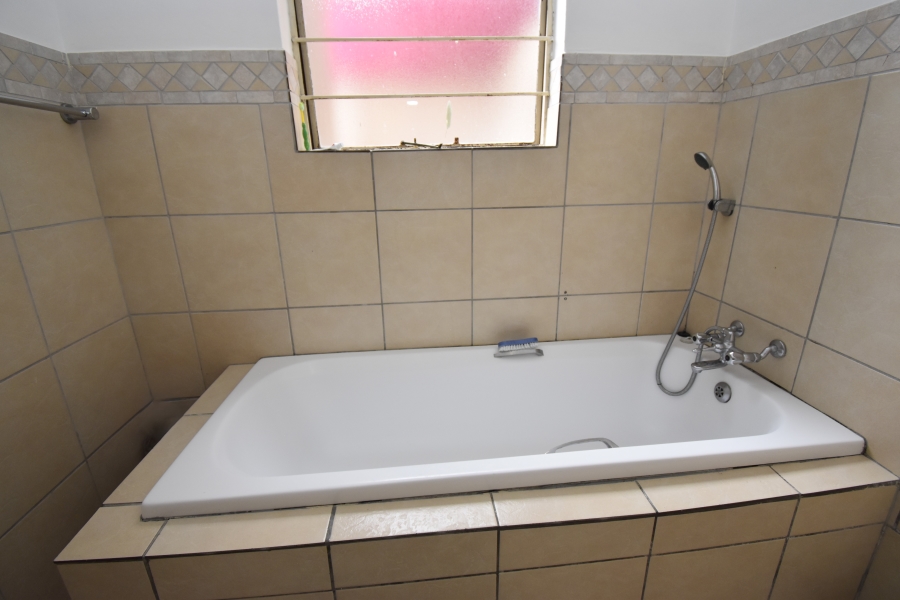 3 Bedroom Property for Sale in Sundowner Gauteng
