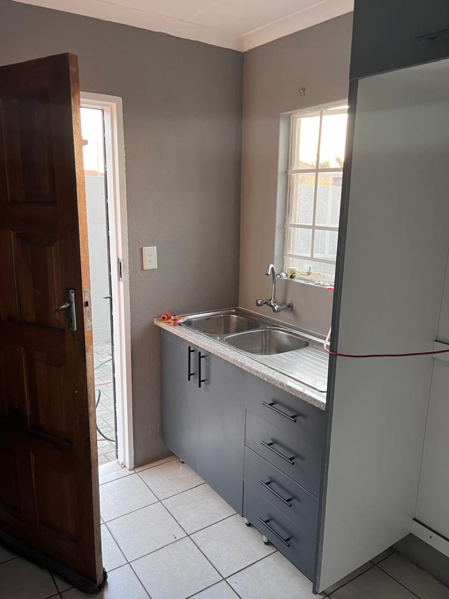 3 Bedroom Property for Sale in Nellmapius Gauteng