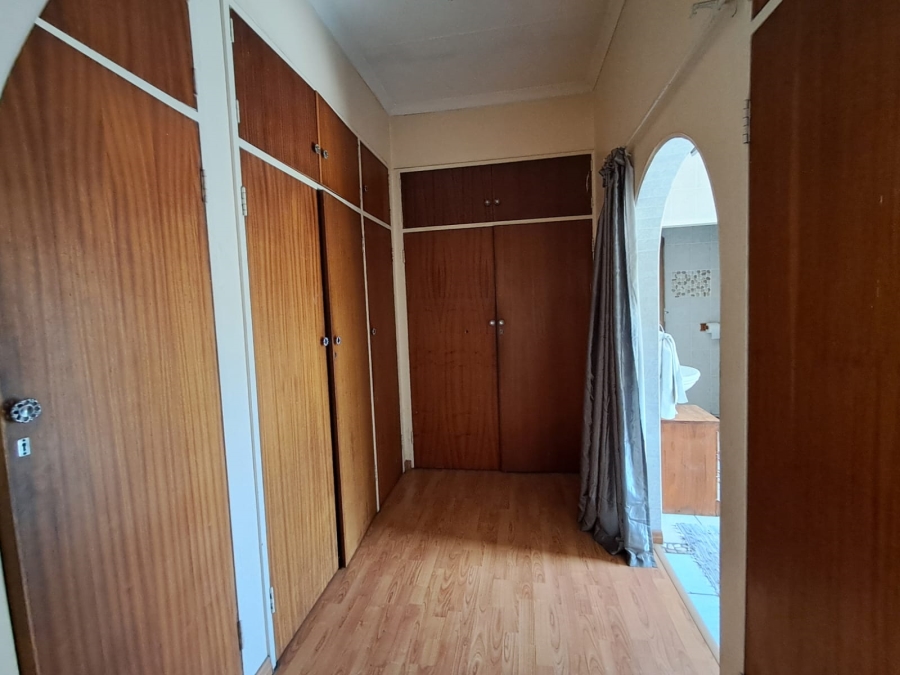 4 Bedroom Property for Sale in Birchleigh Gauteng