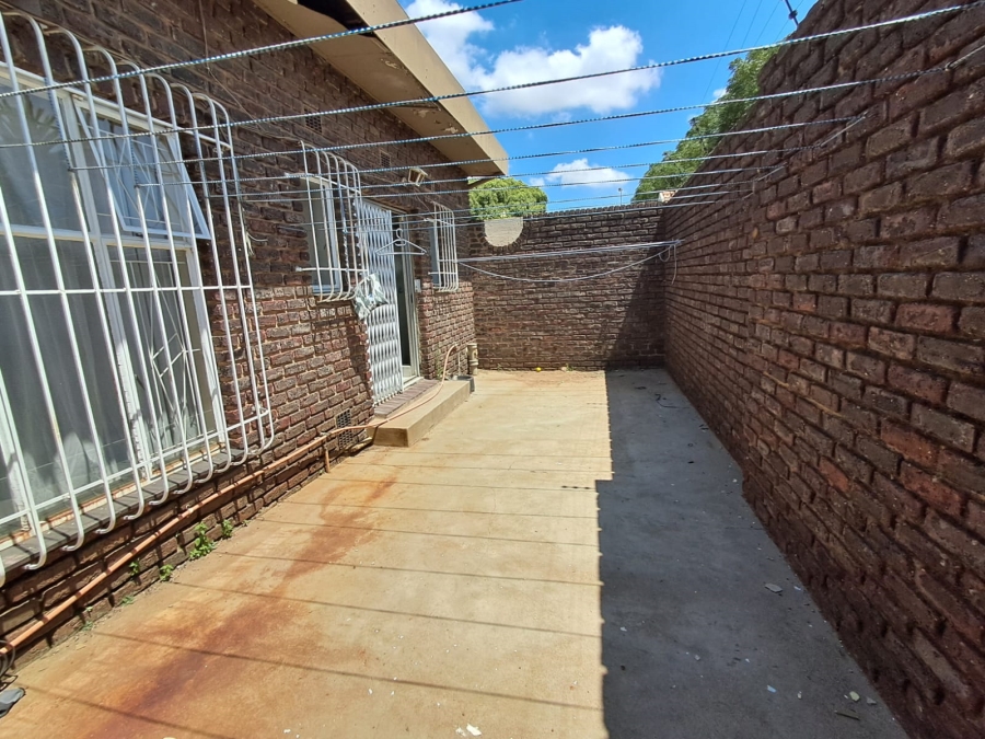 4 Bedroom Property for Sale in Birchleigh Gauteng