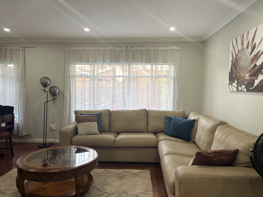 3 Bedroom Property for Sale in Larrendale Gauteng