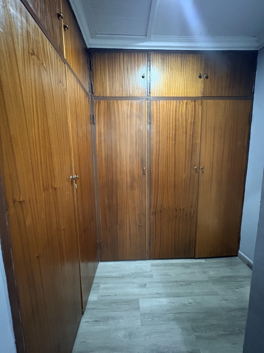 3 Bedroom Property for Sale in Larrendale Gauteng