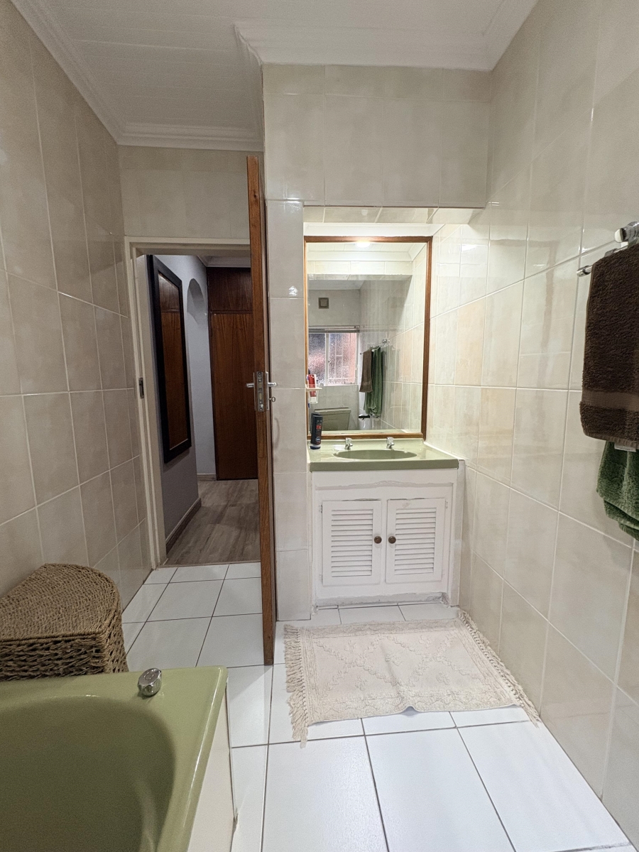 3 Bedroom Property for Sale in Larrendale Gauteng