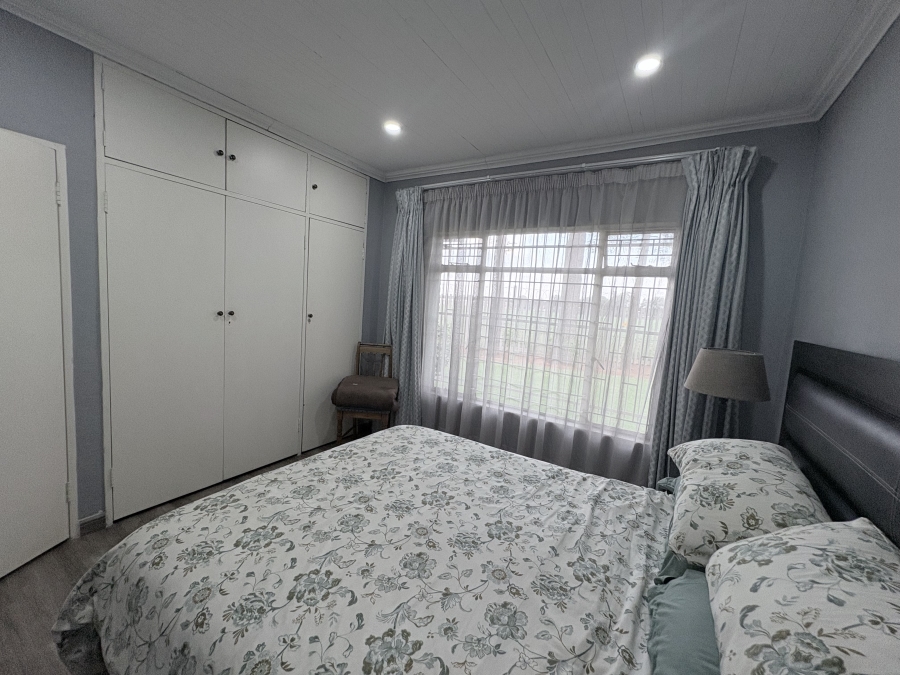 3 Bedroom Property for Sale in Larrendale Gauteng