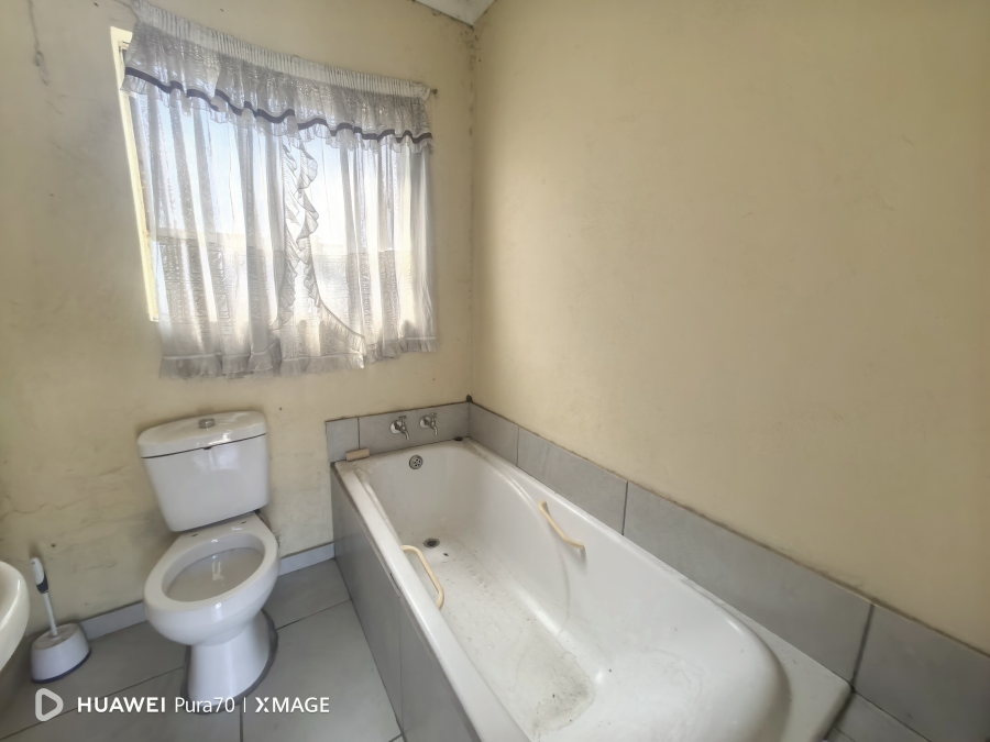 3 Bedroom Property for Sale in Terenure Gauteng