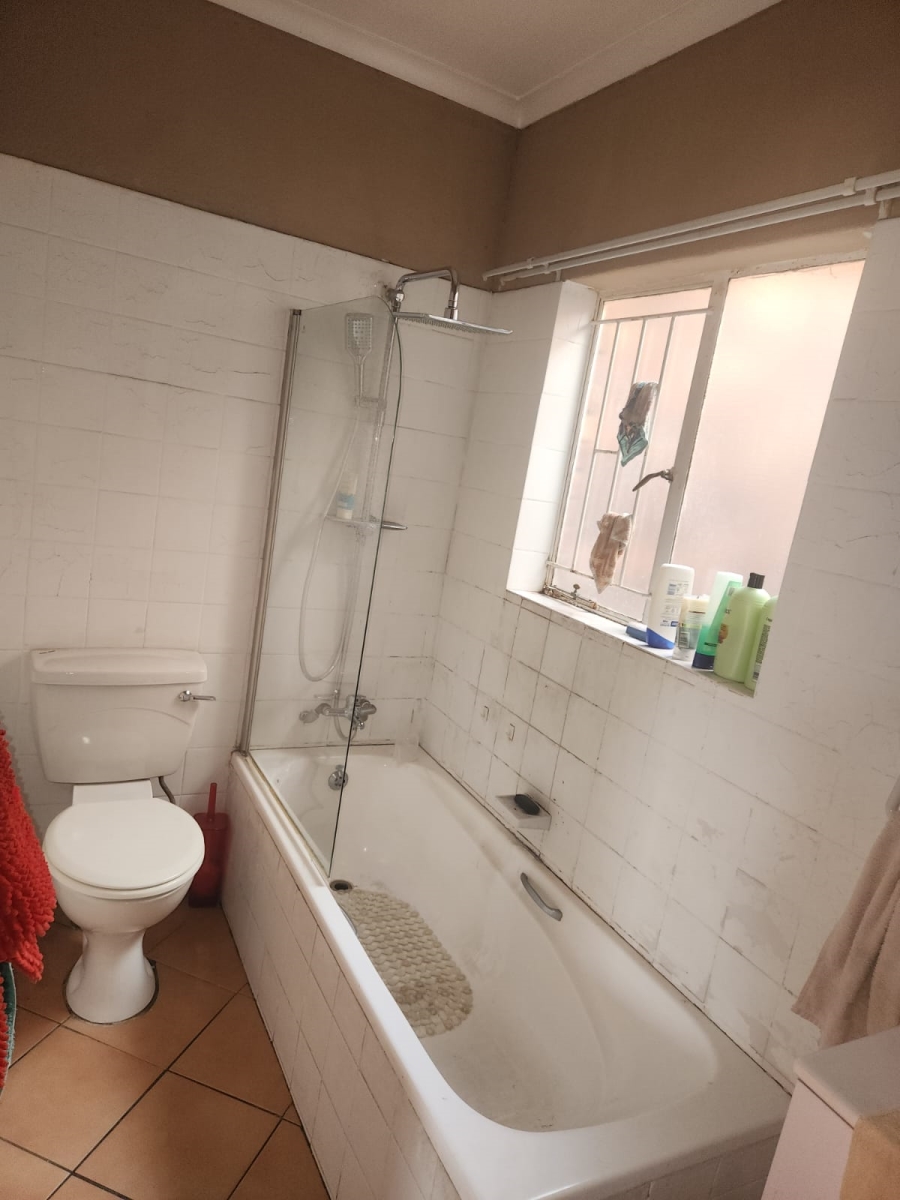 2 Bedroom Property for Sale in Norkem Park Gauteng