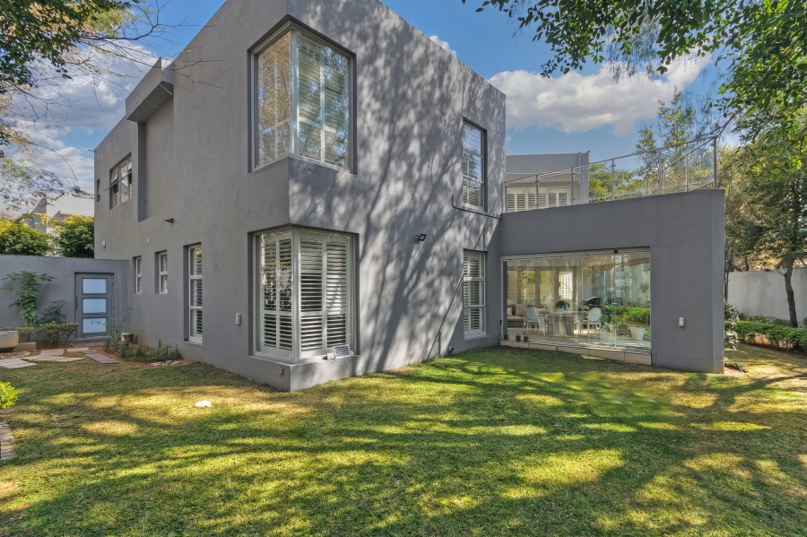 4 Bedroom Property for Sale in Morningside Gauteng