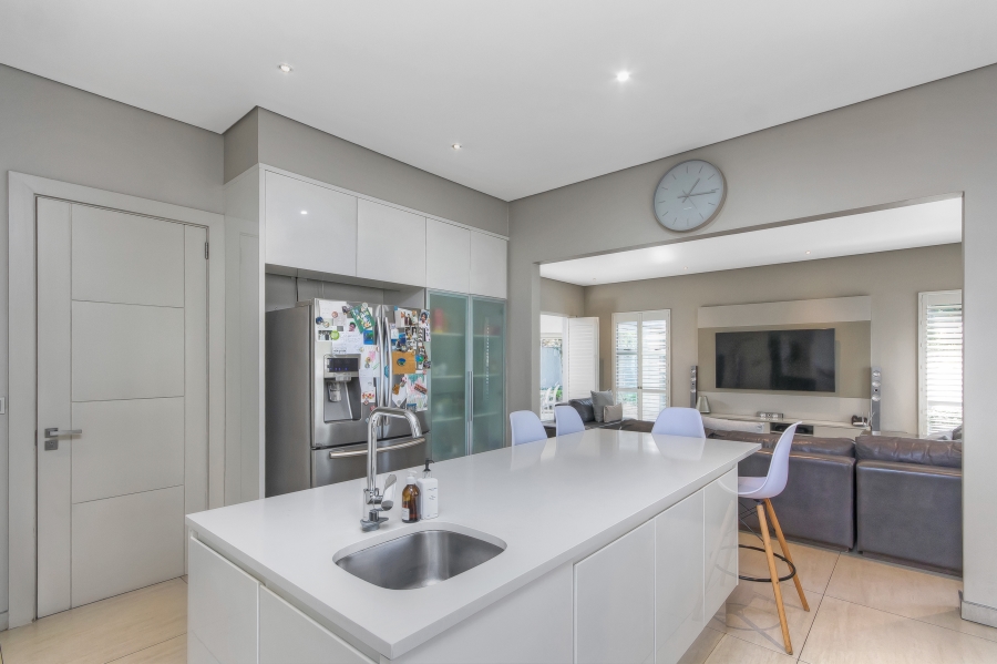 4 Bedroom Property for Sale in Morningside Gauteng